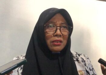 Tangis Guru Muntia dan Betapa Pengabdian Tak Lagi Mendapat Tempat