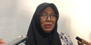 Tangis Guru Muntia dan Betapa Pengabdian Tak Lagi Mendapat Tempat