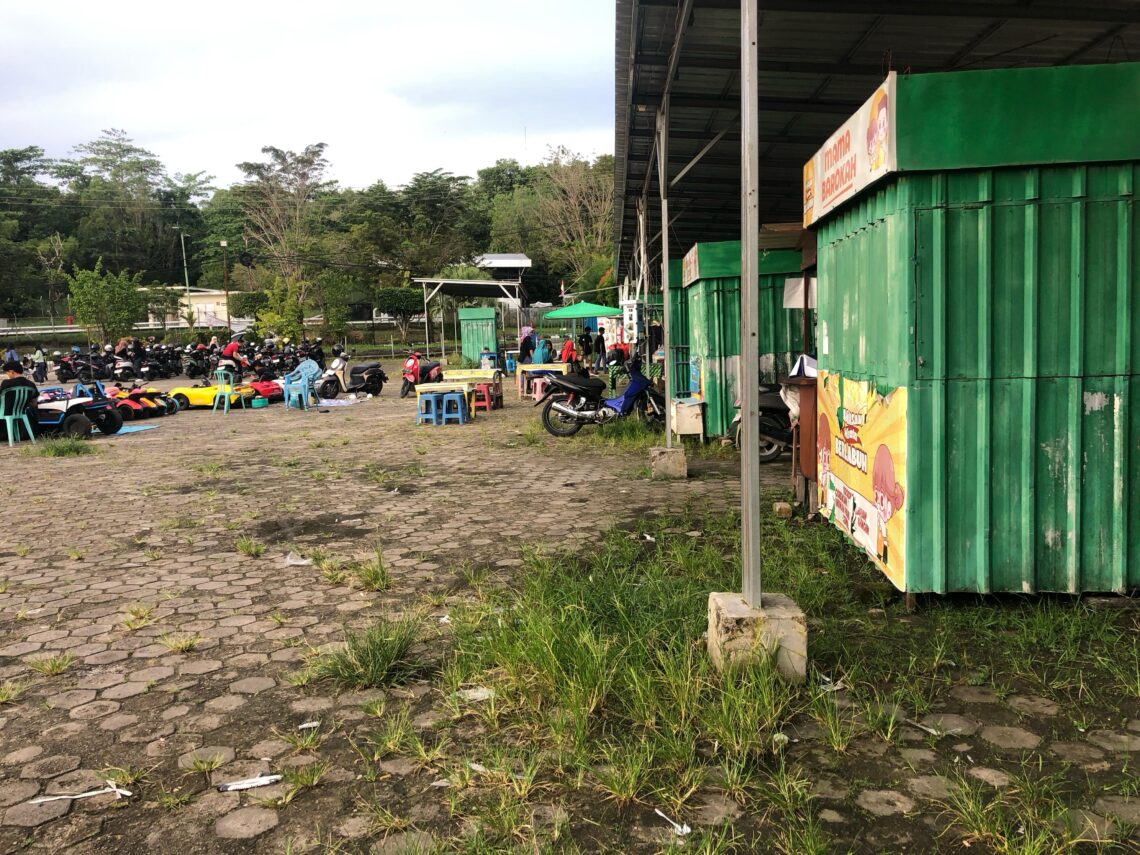 Pedagang Taman Berlabuh: Kami Bayar, tapi Tak Dapat Fasilitas Layak