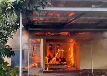 Kebakaran di Kompleks Bandara: Bagaimana Api Bisa Muncul dari Rumah tanpa Penghuni?