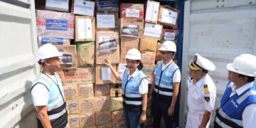 PELNI Berangkatkan 15 Kontainer Barang Bantuan untuk Korban Banjir Sumatera