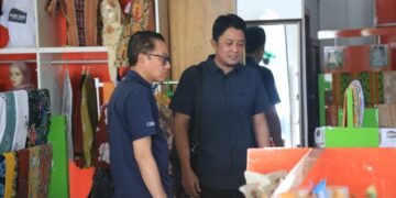Kemper Ajak Anggota DPD Berbelanja Oleh-oleh Tarakan